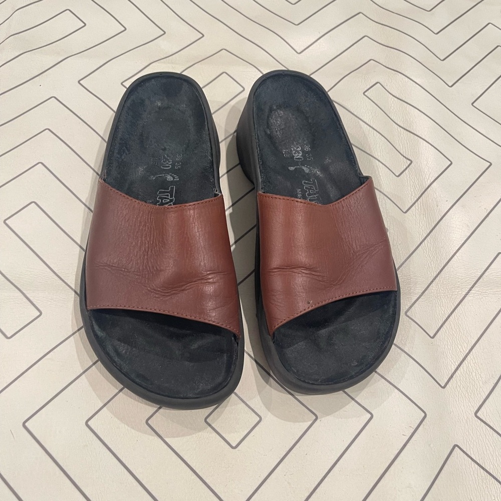 Vintage Tatami Birkenstock Y2K Sandals